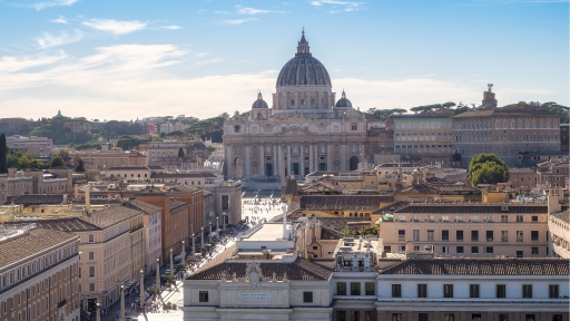 Caldo estremo e Giubileo: i consigli per proteggere i pellegrini